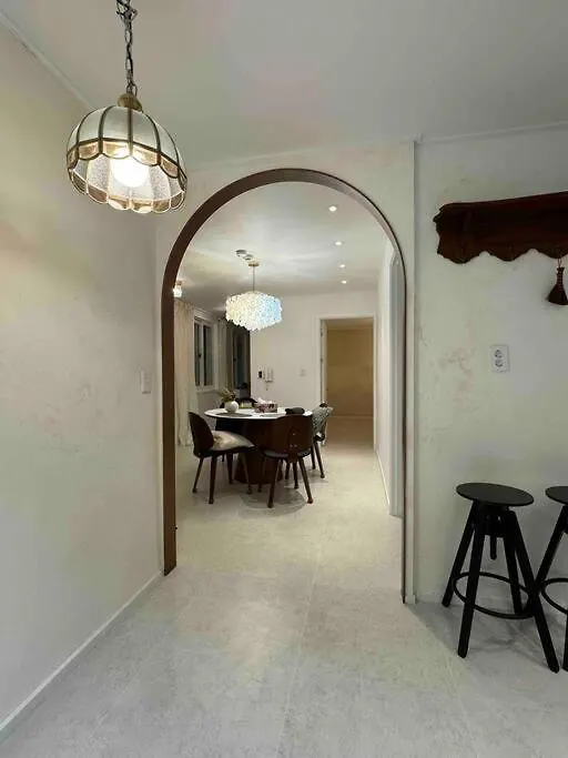 Sogang Arles Stay Near Hongdae Soul